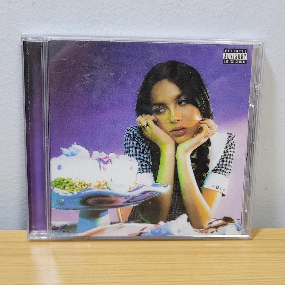 Olivia Rodrigo – Sour (CD, 2021) Alternative Cover / Target Exclusive